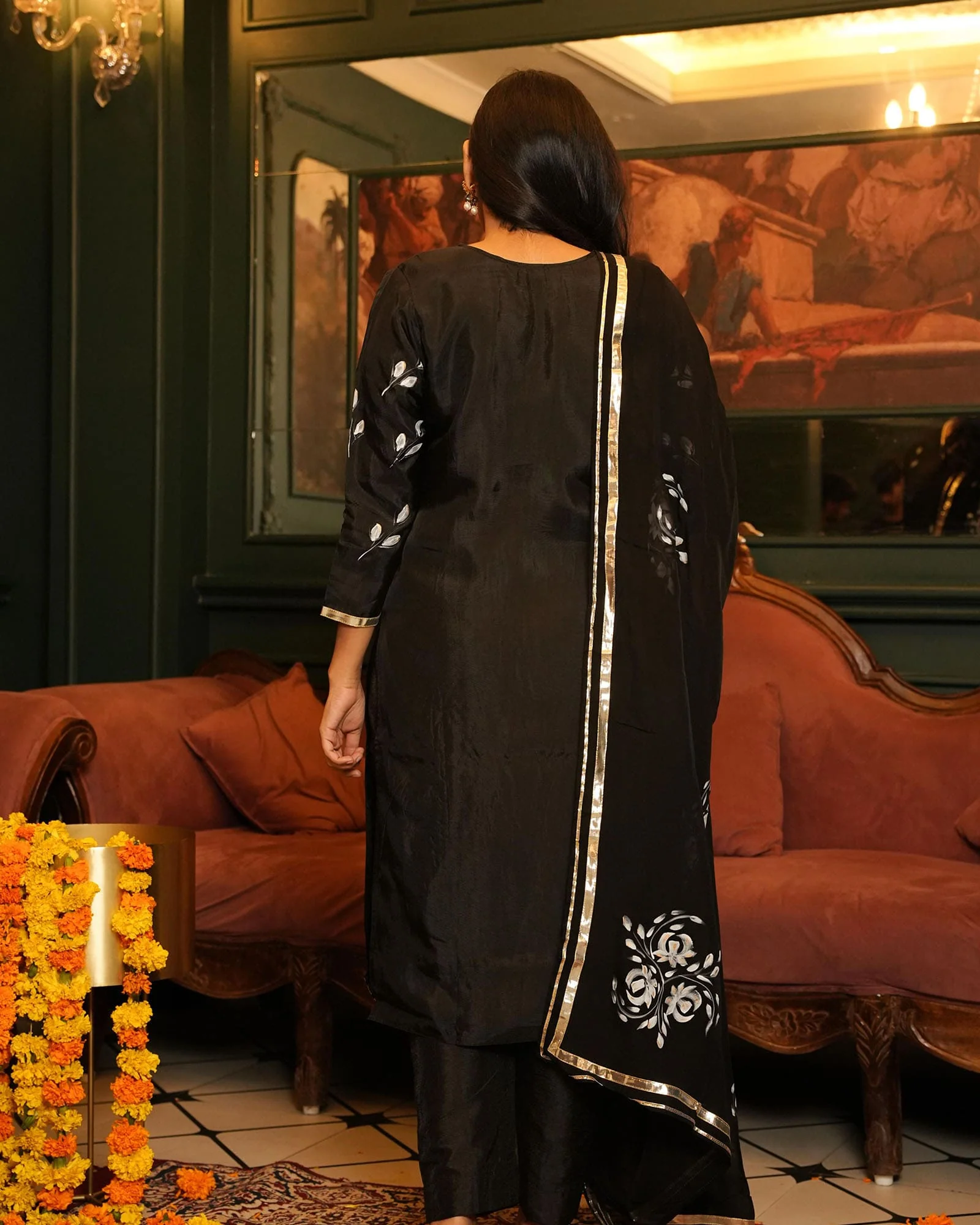 BLACK HAND PAINTED OPADA SUIT SET - Image 4