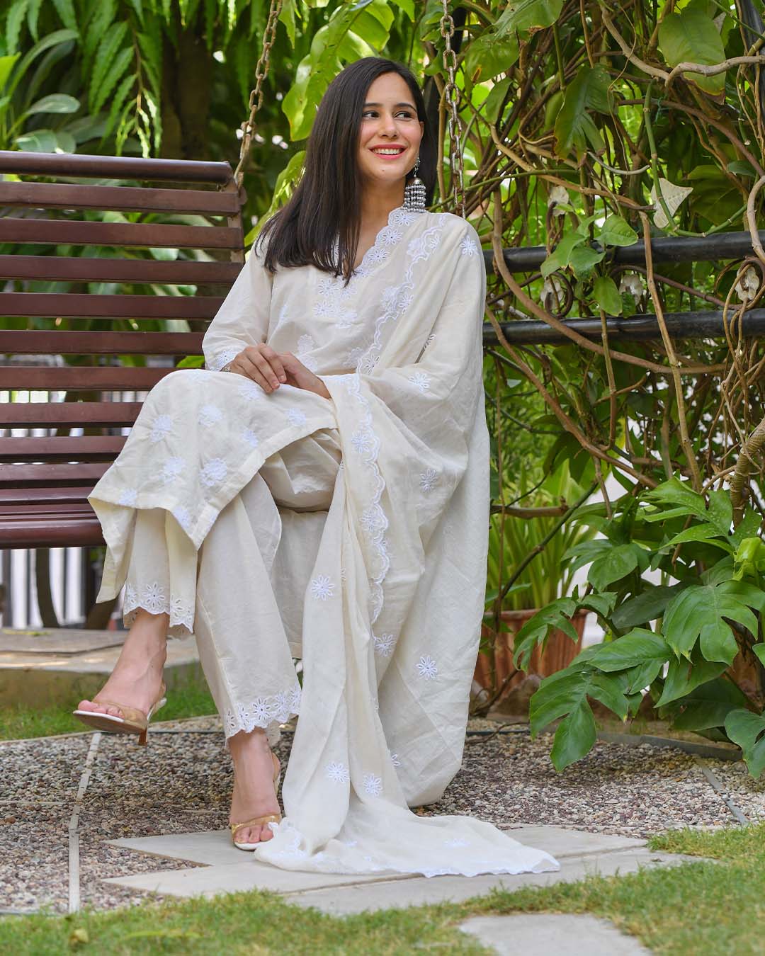 CREAM BEIGE COTTON EMBROIDERED SUIT SET - Image 4