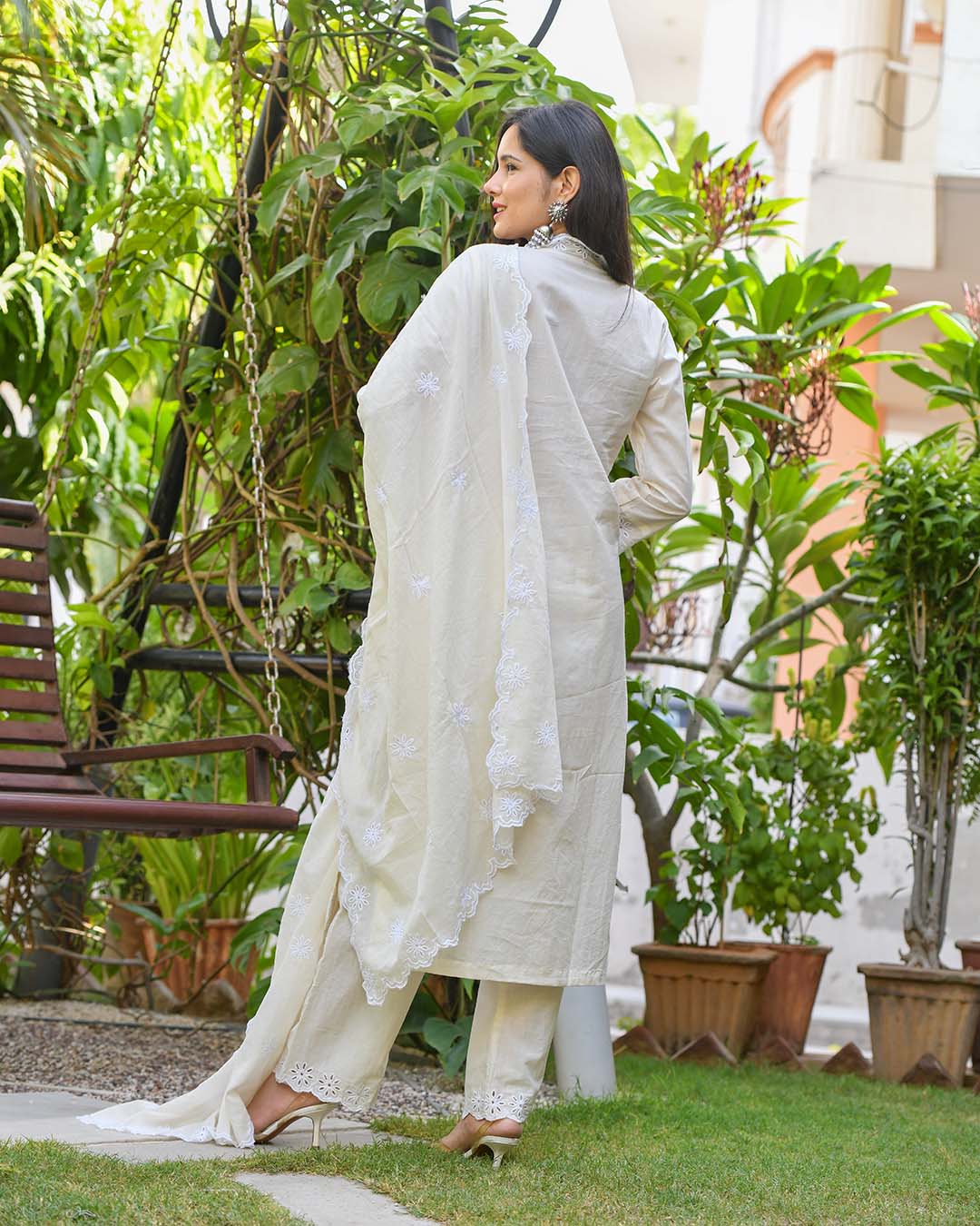 CREAM BEIGE COTTON EMBROIDERED SUIT SET - Image 7