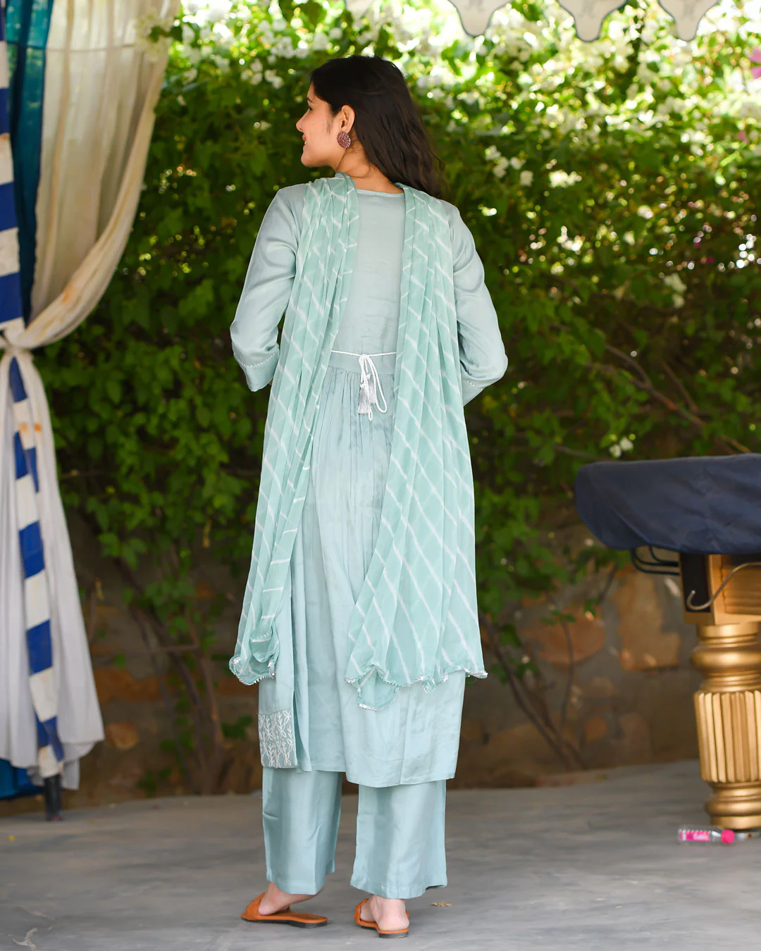 FERN GREEN MUSLIN SUIT SET WITH EMBROIDERY - Image 4
