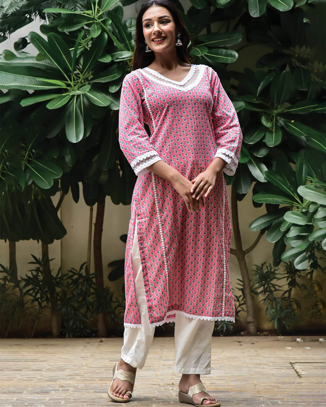 PINK COTTON KURTA WITH LACE - Image 3