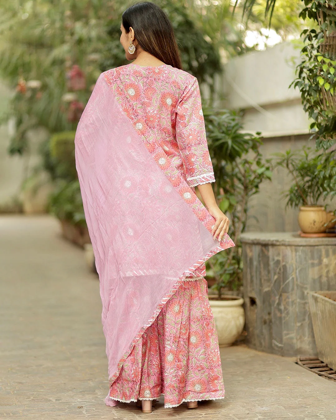 PINK MUSLIN HANDBLOCK SHARARA SET - Image 4