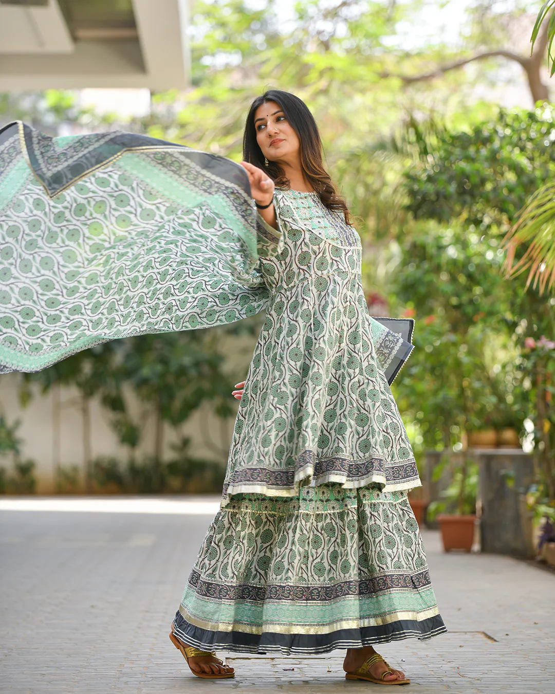 PISTA GREEN NATURE ESSENCE SHARARA SET - Image 3