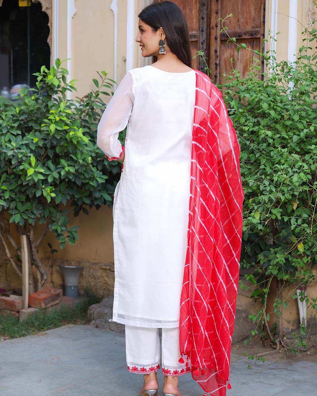 WHITE & RED KOTA DORIA SUIT WITH LEHERIYA DUPATTA - Image 4