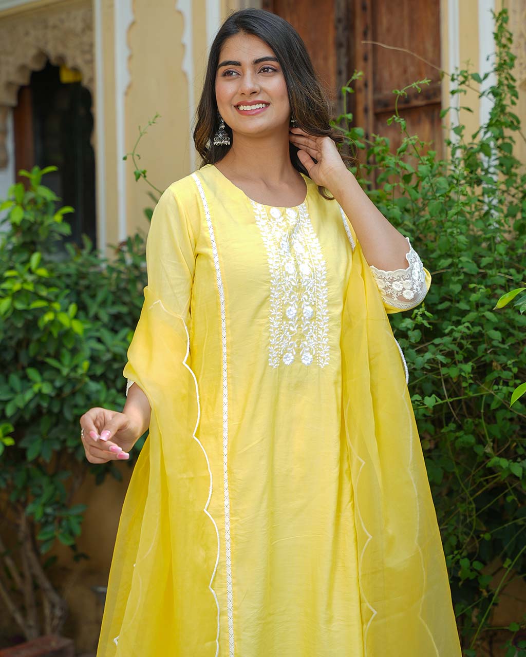 YELLOW CHANDERI SUIT SET WITH LACE WORK - Image 3