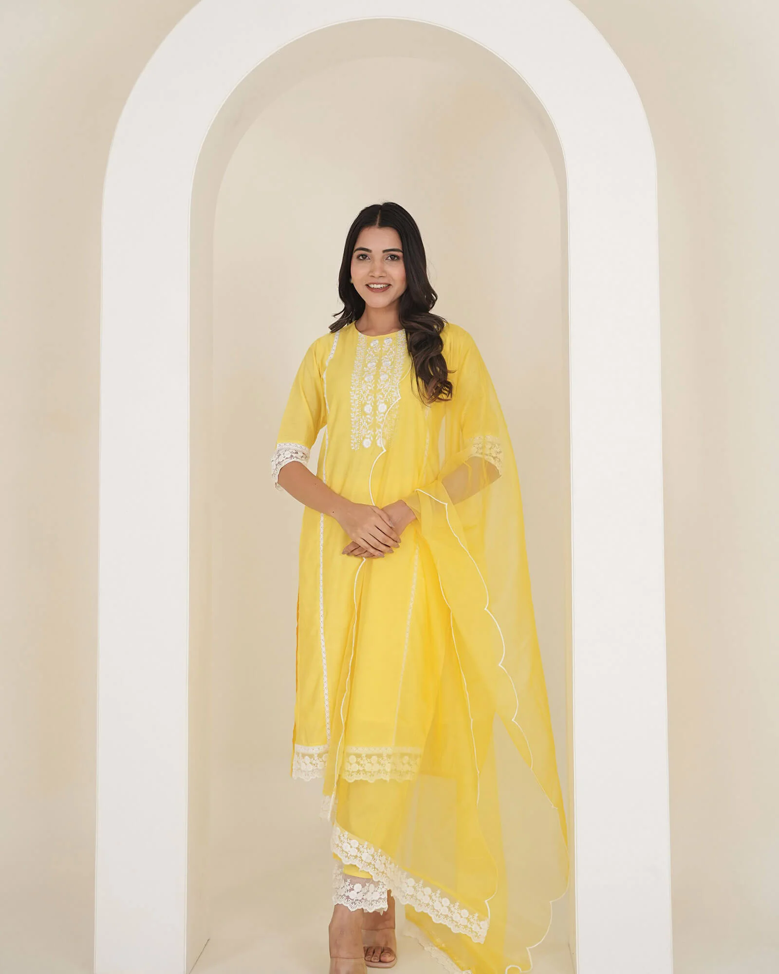 YELLOW CHANDERI SUIT SET WITH LACE WORK - Image 7