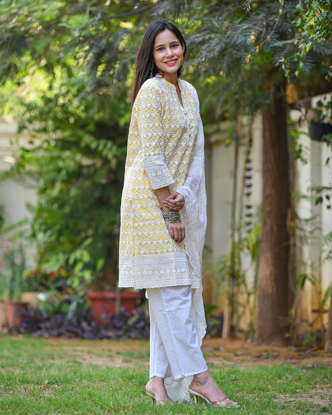 YELLOW CHIKANKARI COTTON SUIT SET - Image 3